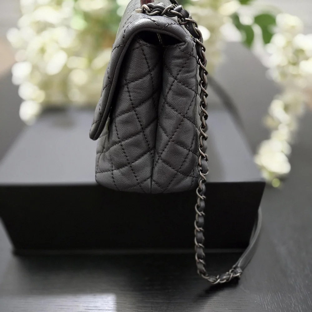 Chanel Coco Caviar Leather Quilted With Lizard Handle Gray Shoulder Bag Medium - Picture 4 of 12